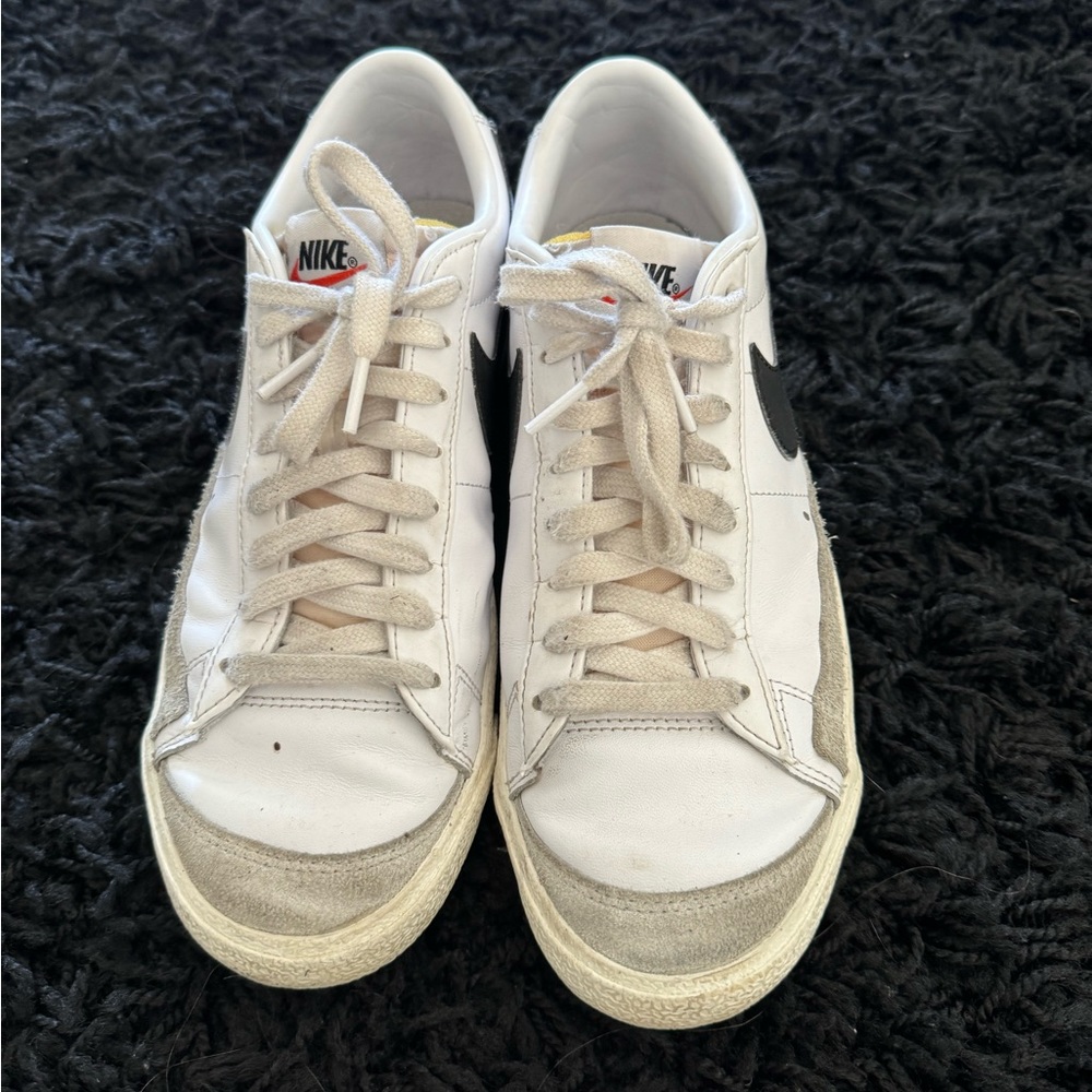 Nike Blazer Low 77 vintage sneakers , size 9.5 - Picture 2 of 5